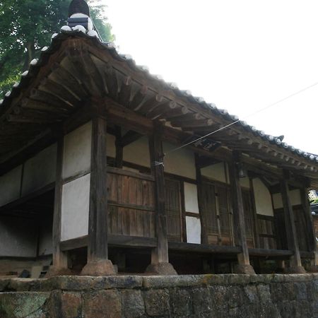 Jinrae Lee'S Traditional House Boseong Exterior photo