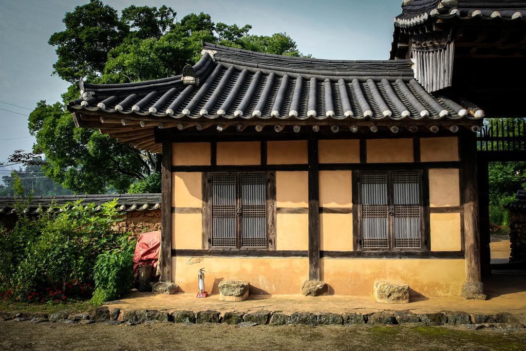 Jinrae Lee'S Traditional House Boseong Exterior photo