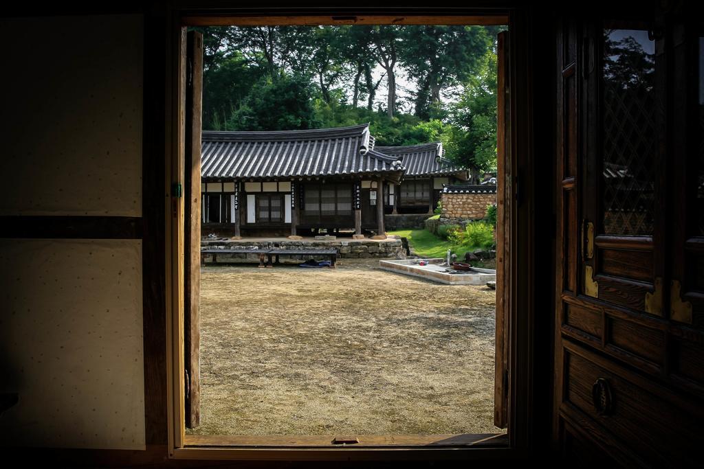 Jinrae Lee'S Traditional House Boseong Exterior photo