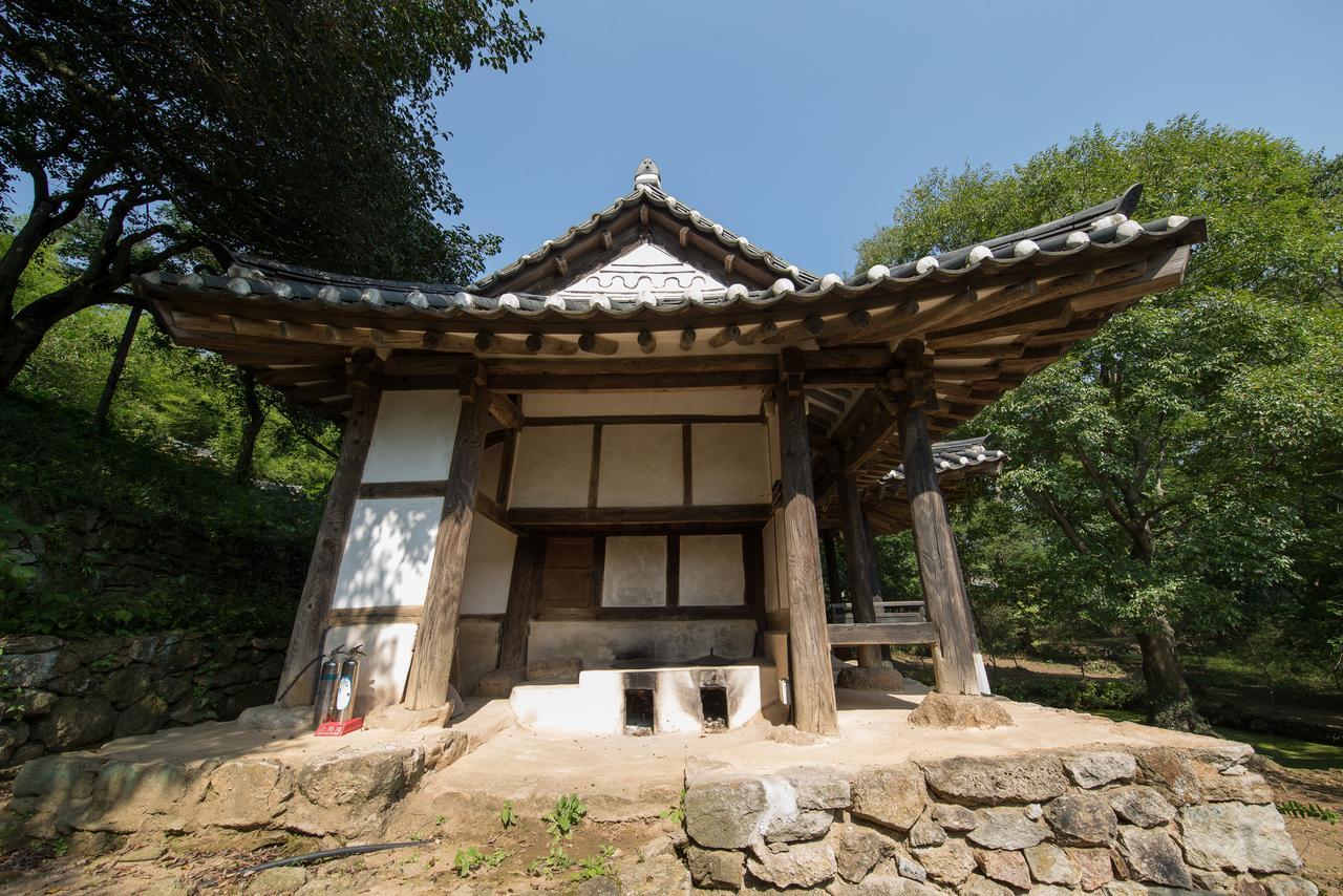 Jinrae Lee'S Traditional House Boseong Exterior photo