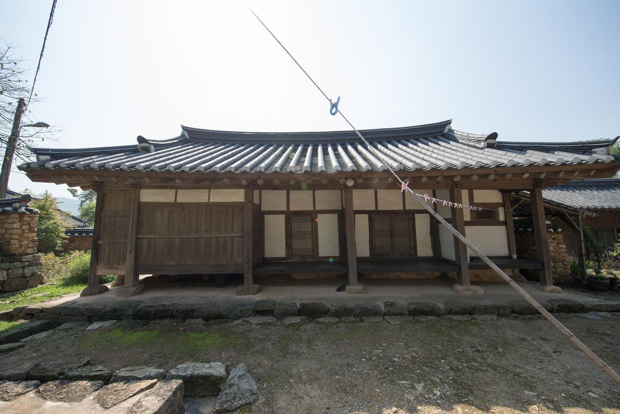 Jinrae Lee'S Traditional House Boseong Exterior photo